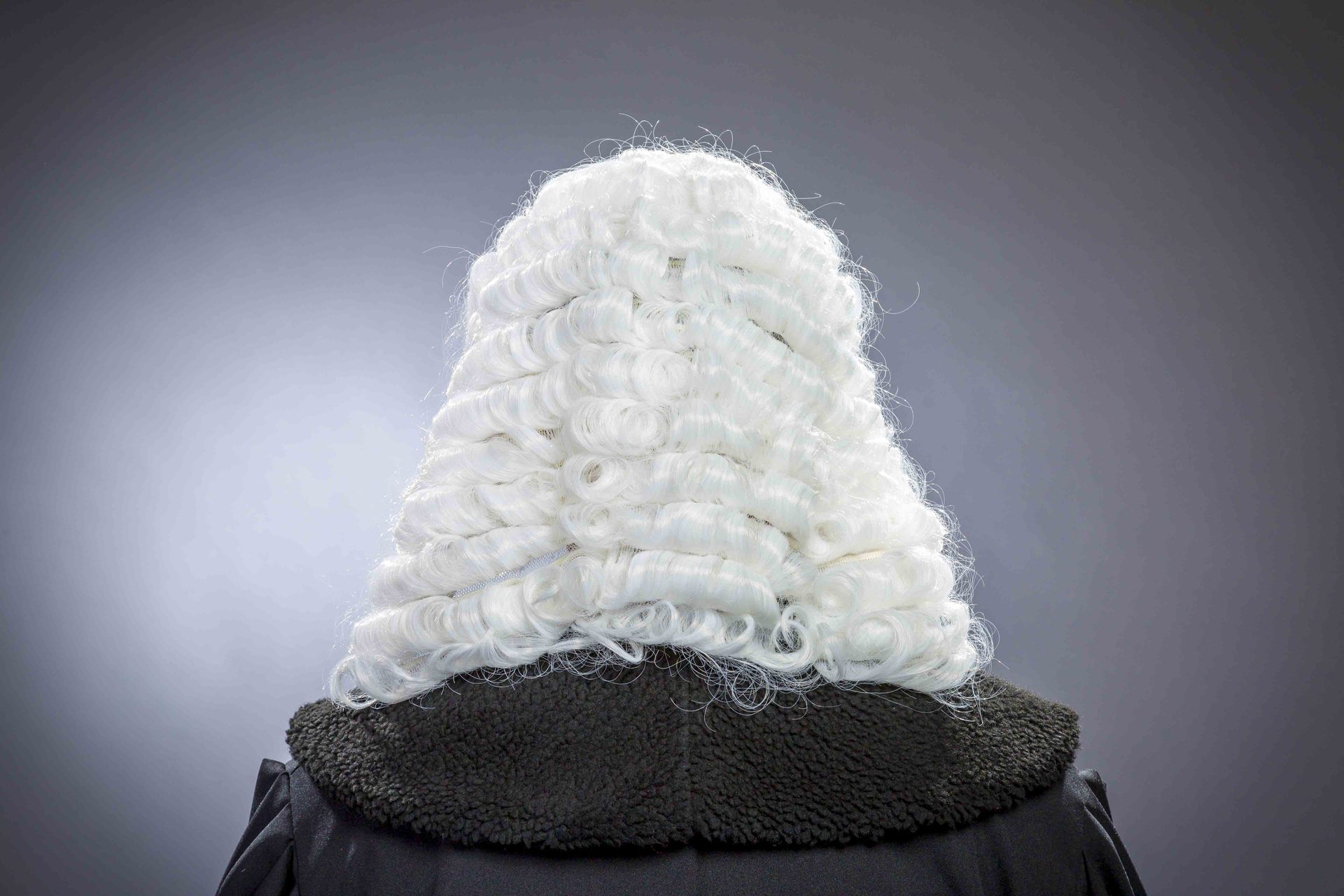 Richter  Perücke weiß