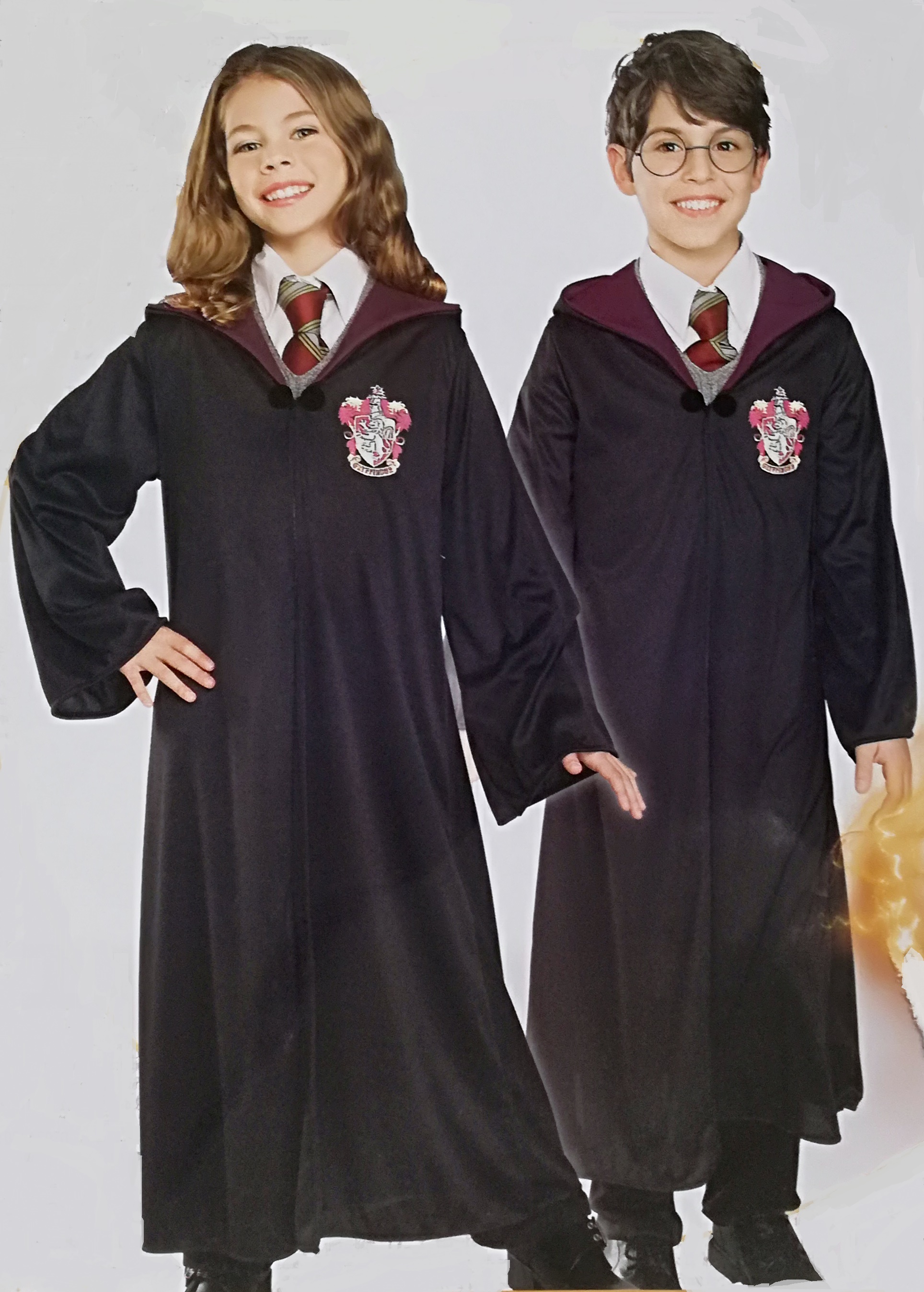 Harry Potter Gryffindor Robe   MEDIUM    UK