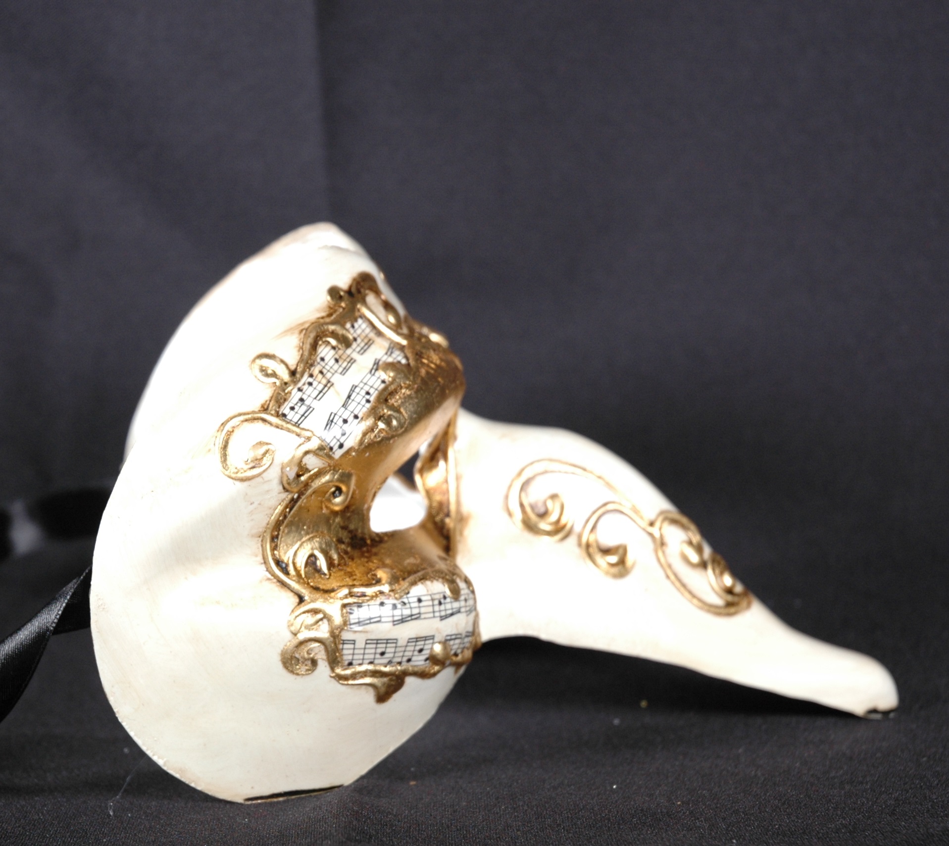 Venezianische Maske Capitano Sinfonia Motiv