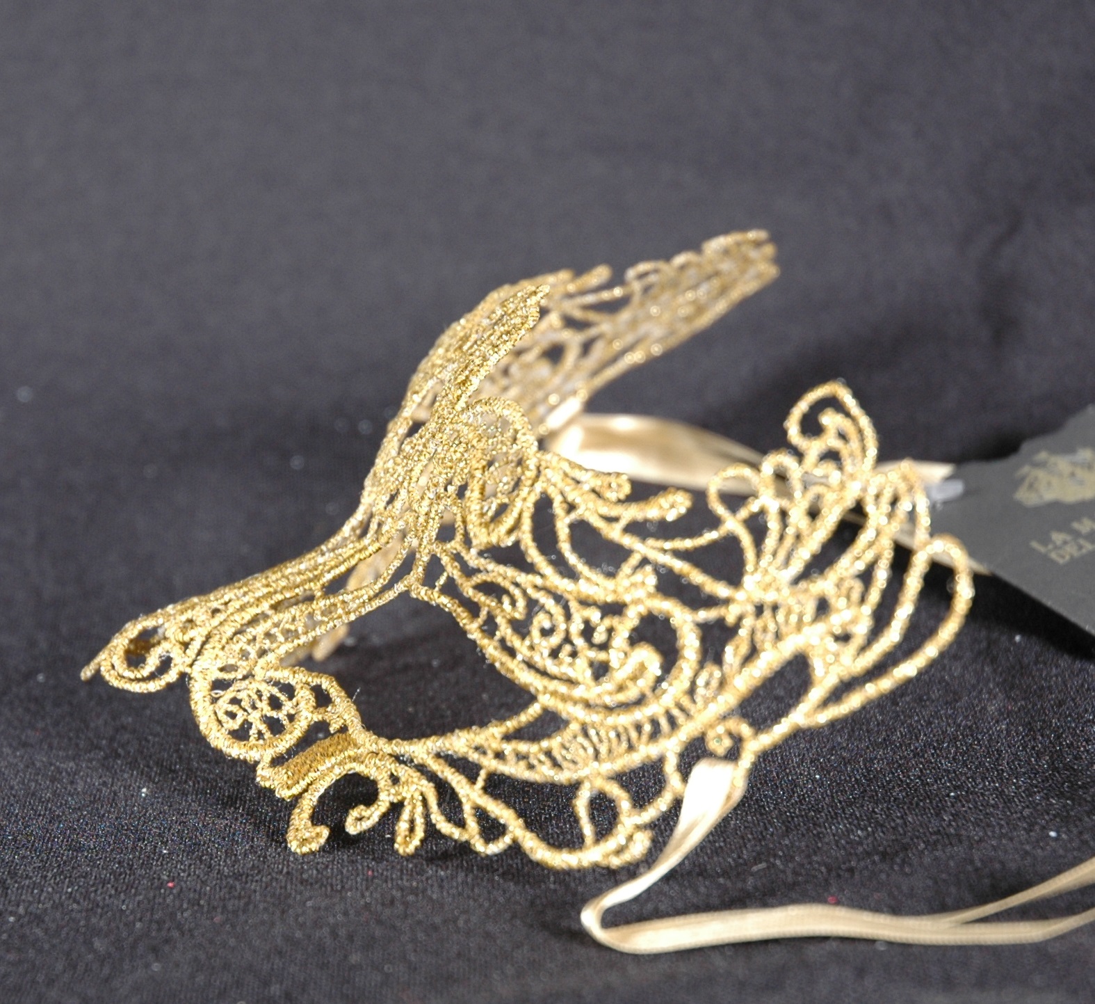 Venezianische Spitzen-Maske gold ONDA