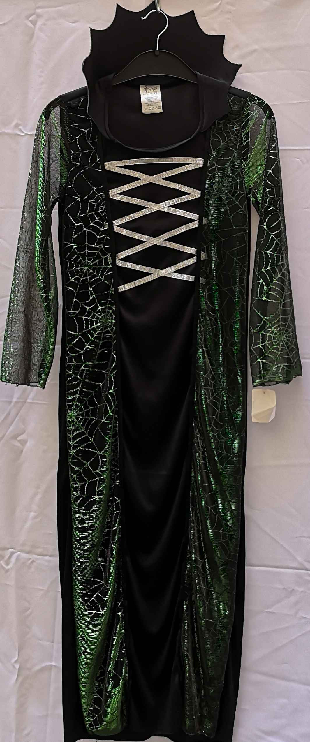 Hexen Kleid